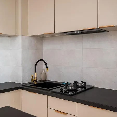 Chodecka Comfort By Bookinghost 바르샤바