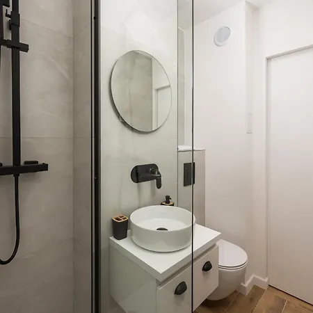 Chodecka Comfort By Bookinghost ורשה