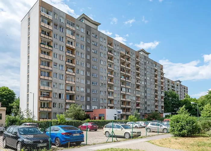 Chodecka Comfort By Bookinghost *